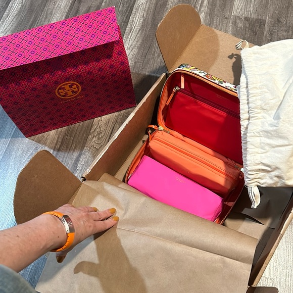 Tory Burch 4 in 1  Colorful Cosmetic Bags Set - Picture 2 of 16
